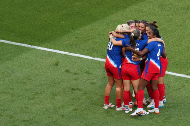 不只是进球机器!哈兰德肌肉照展现硬核身体素质